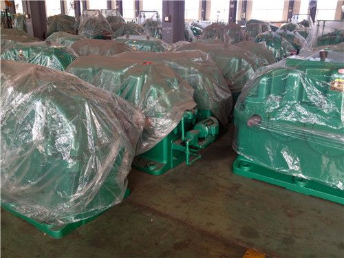 如何根據實際需求選擇合適的擺線滾子行星減速機？